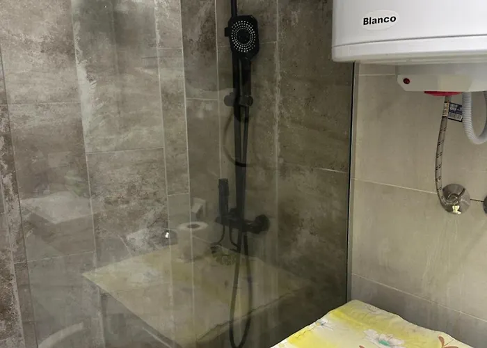 Vibes Of -only 5 To 7 Minutes Walk To The Town Square Appartement *